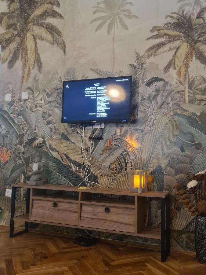 Apartmani Santa Barbara トレビニエ エクステリア 写真